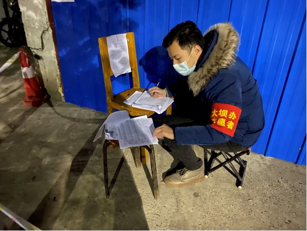 讓愛(ài)與責(zé)任伴學(xué)生化繭成蝶 讓愛(ài)與責(zé)任伴學(xué)生化繭成蝶